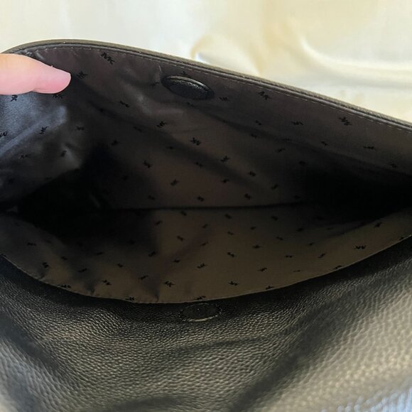 Michael Kors Black Leather Messenger Briefcase With Adjustable Strap & Interior - Picture 8 of 10